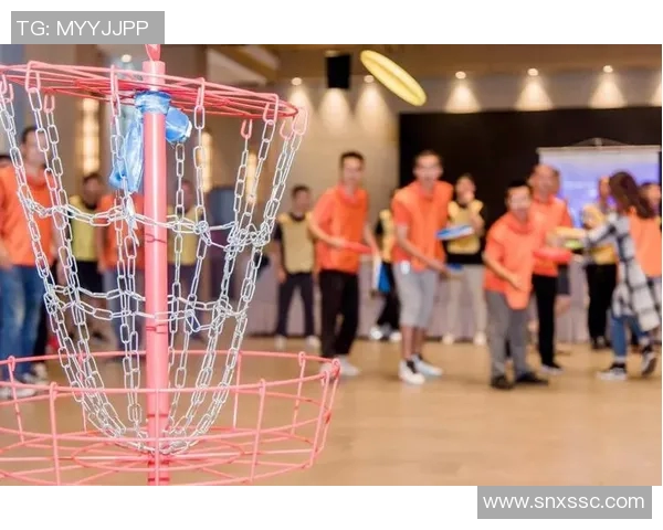 南京飞盘队荣登飞盘配合排行榜首位展现卓越团队实力与默契配合